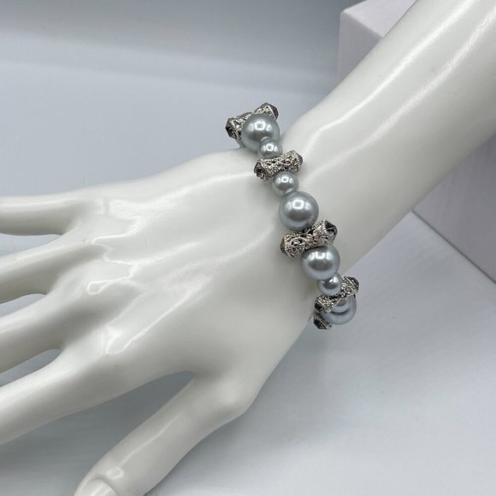 Gennaro Imitation Pearl Silver Diamond Bracelet in Gray and Silver